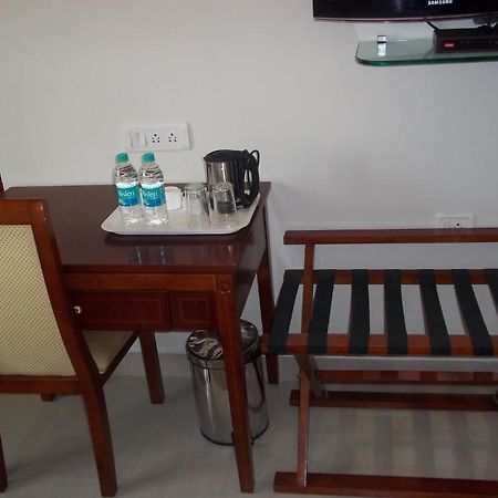 Akshay Inn Chennai Esterno foto